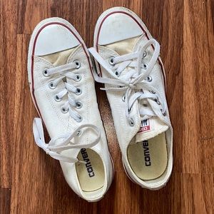 White converse worn size 8